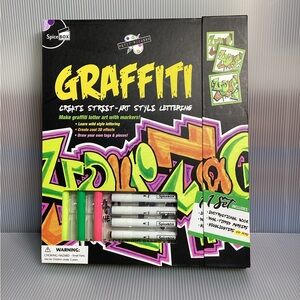 Petit Picasso Graffiti Drawing Set